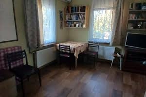 будинок за адресою Шкільна вул., 9