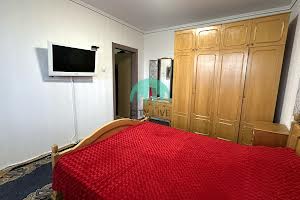 квартира за адресою 24 Серпня вул., 3