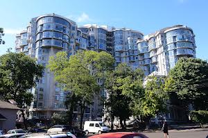 квартира за адресою Гетьмана Сагайдачного бульв. (Лідерсівський), 5