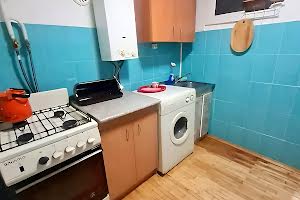 квартира за адресою Берегова вул., 34