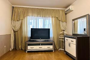 квартира за адресою Срібнокільська вул., 8