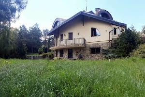 дом по адресу Львівська вул.