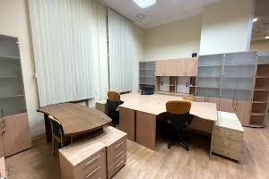 комерційна за адресою Микільсько-Слобідська вул., 2-В