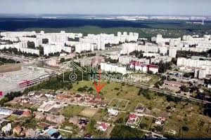 дом по адресу вул. Харківського метрополітену, 18