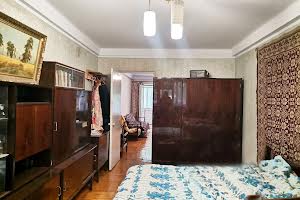 квартира за адресою Шкільна вул. (Героїв Сталінграда), 14