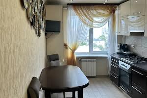 квартира за адресою Андрія Первозванного вул. (Стахурського), 14