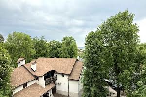 квартира за адресою Високовольтна вул., 8