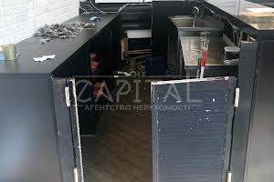 комерційна за адресою Бессарабська пл., 4