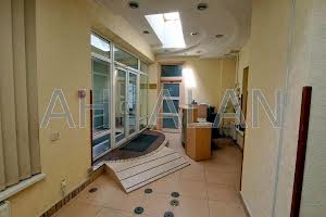 коммерческая по адресу Саксаганского ул., 67-Б