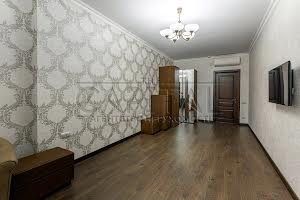комерційна за адресою Кловський узвіз (Кловський), 7a
