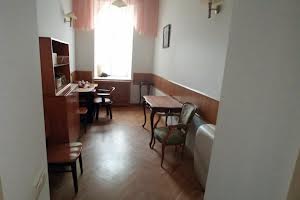 комерційна за адресою Пастера вул., 8
