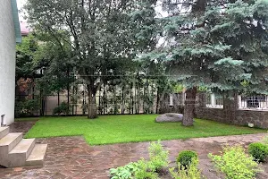 будинок за адресою Озерна вул.