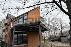 комерційна за адресою Приозерна вул., 12б