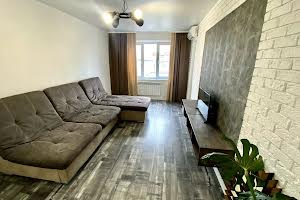 квартира за адресою Красносільського вул., 71