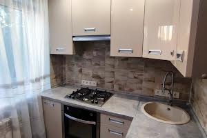 квартира за адресою Каденюка вул., 10