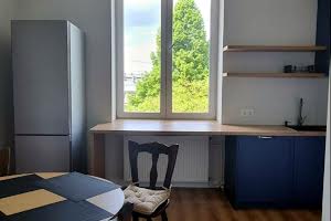 квартира за адресою Гетьмана Петра Дорошенка вул. (), 12