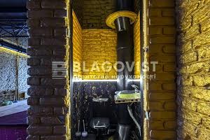 коммерческая по адресу Костёльная ул., 4