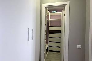 квартира за адресою Перлинна вул., 8