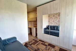 квартира за адресою Добровольців пров., 10