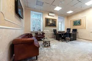 комерційна за адресою Панаса Мирного вул., 1