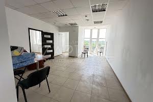 комерційна за адресою Небесної Сотні вул. (Паризької Комуни), 57А