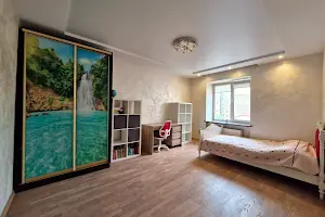 квартира за адресою Дмитра Іващенка вул., 2
