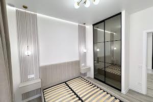 квартира по адресу Краснова ул., 3