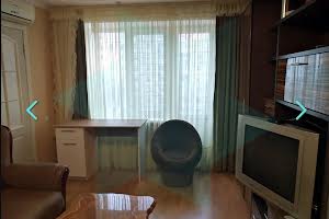 квартира за адресою Михайла Драгоманова вул. (Димитрова), 64