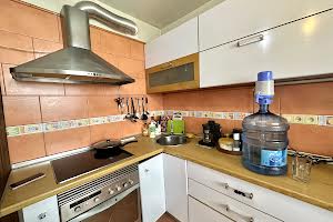 квартира за адресою Запоріжжя, Тбіліська вул., 25