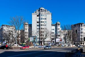 коммерческая по адресу Ивана Мазепы ул. (Январского Восстания), 3