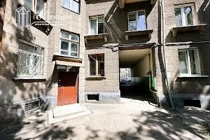 квартира за адресою Героїв УПА, 76