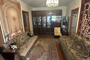 квартира за адресою Крошенська вул., 8а
