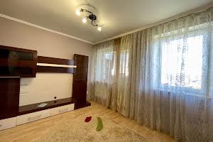 квартира за адресою Головна, 275 В