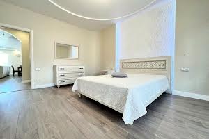 квартира за адресою Європейська вул. (Миронова), 30