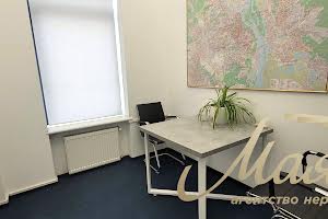 комерційна за адресою Лютеранська вул., 3