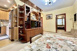 квартира за адресою Морозова вул., 1