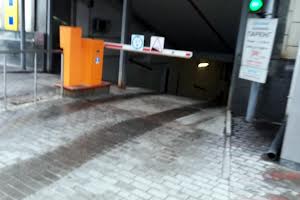 коммерческая по адресу Фізкультури ул., 6