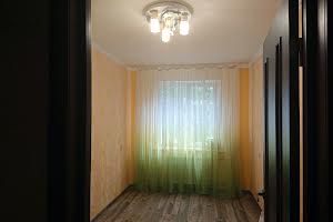 квартира за адресою В'ячеслава Радченка вул. (Комінтерну), 4