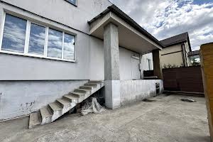 комерційна за адресою Макарівська вул., 25