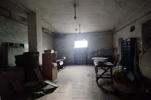 комерційна за адресою Центральна, 27