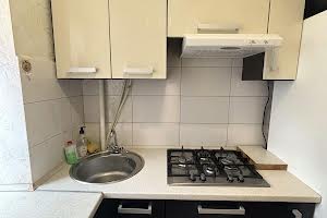 квартира за адресою Руставелі вул., 4