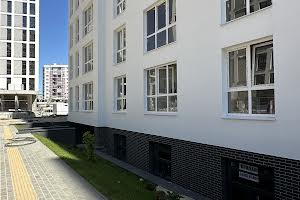 комерційна за адресою Залізнична вул., 9-Н