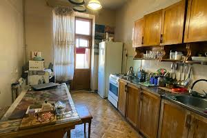 квартира за адресою Карантинна вул., 14