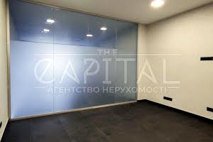 комерційна за адресою Кропивницького вул., 10