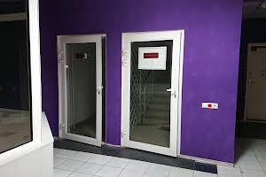 комерційна за адресою Громадянська вул., 5