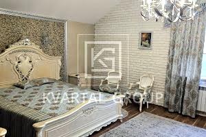 дом по адресу вул. Грушевского, 17