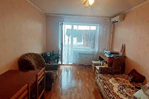 квартира за адресою Металургів просп., 84