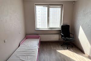 квартира за адресою Одеса, Перлинна вул., 3