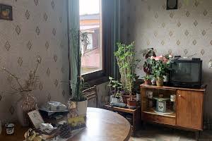комерційна за адресою Товстого вул., 7