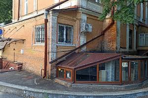 коммерческая по адресу Лютеранская ул., 12